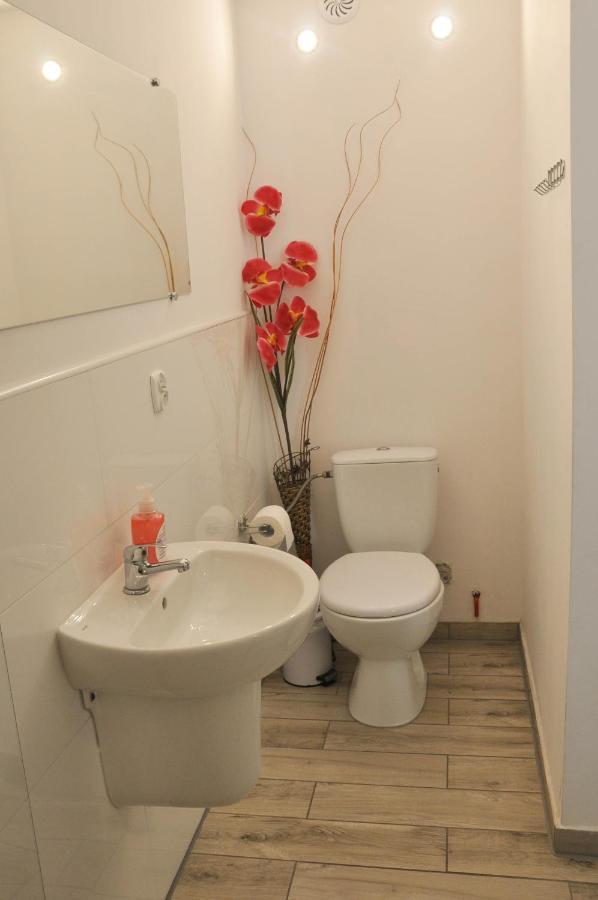 Oaza U Tadeusza Apartment เอากุสตูฟ ภายนอก รูปภาพ