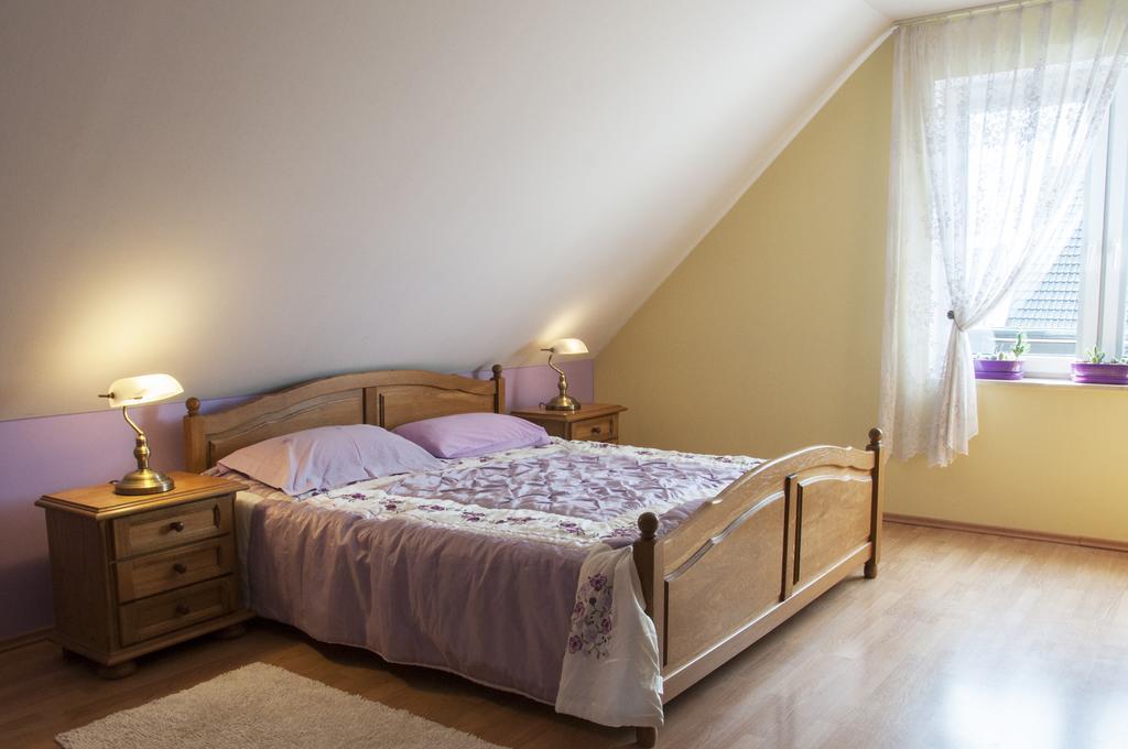 Oaza U Tadeusza Apartment เอากุสตูฟ ภายนอก รูปภาพ